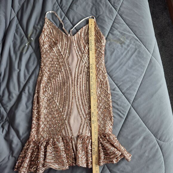 Goddiva Sequin rose gold mini dress small - Picture 9 of 10